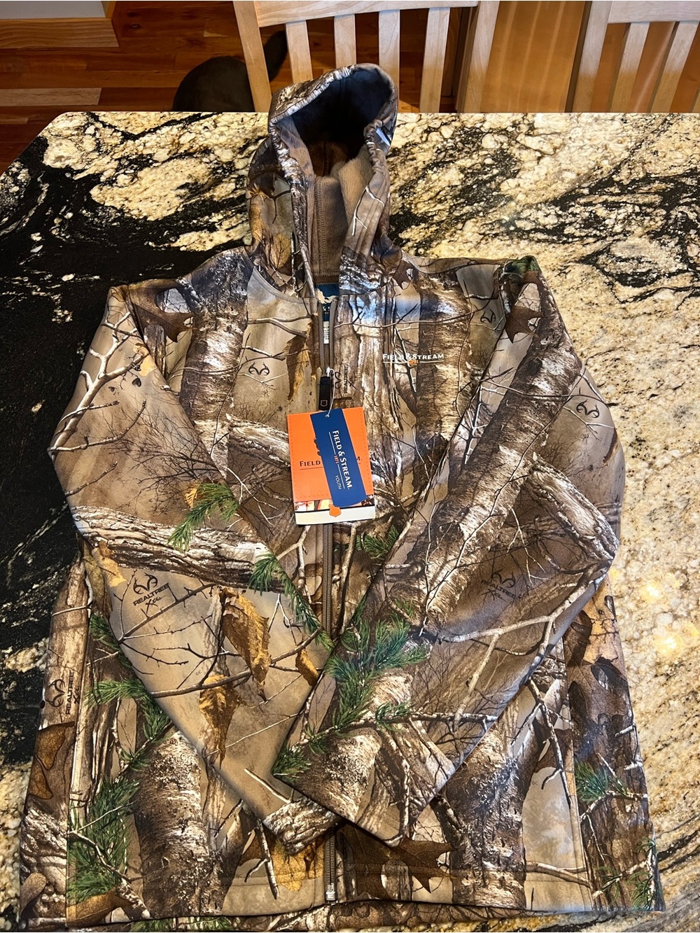 Field & Stream Kids Camo Hooded Jacket in Brown & Green